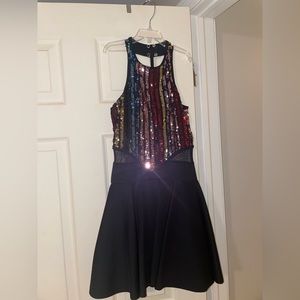 dance costume never worn i got it during covid season so i never wore it